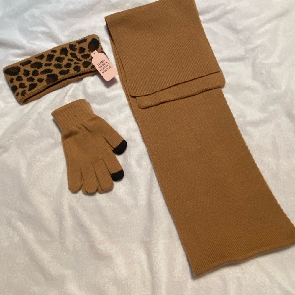Serra Tan Knit Set with Leopard Print
